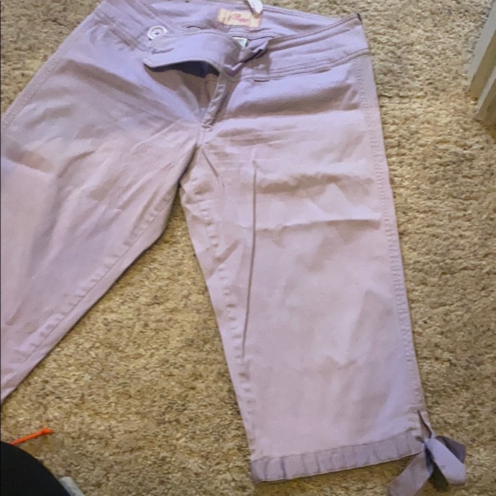 Capri pants